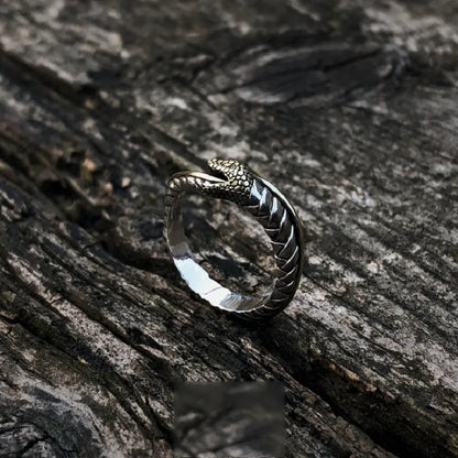 Retro Dragon Ring