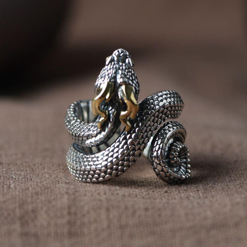 Pygaea Snake Ring